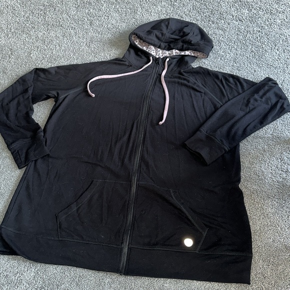 Torrid Active zip hoodie - Picture 2 of 4